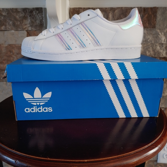 Adidas - Picture 2 of 2